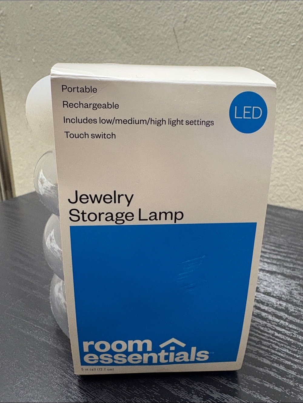 Room Essentials White Jewelry Storage Lamp with Blue Accent